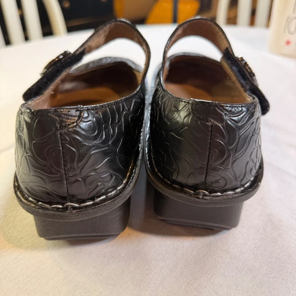 Alegria Paloma Mary Jane Womens 38 Black Embossed Leather Floral Comfort Nurse - Picture 5 of 7